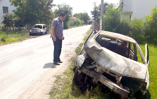 Полицајац их отео од ватре